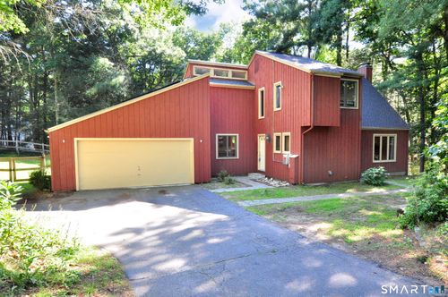 11 Fawn Dr, Granby, CT, 06035-2801 | Card Image