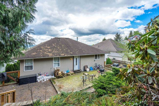 8350 Peacock Place, House other with 4 bedrooms, 3 bathrooms and 6 parking in Mission BC | Image 34