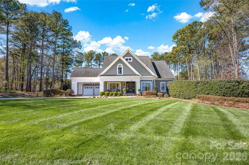 141 Stonewall Beach Ln, Mooresville, NC, 28117-6708 | Card Image