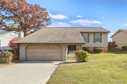 1936 Rule Ave, Maryland Heights, MO, 63043-2115 | Card Image