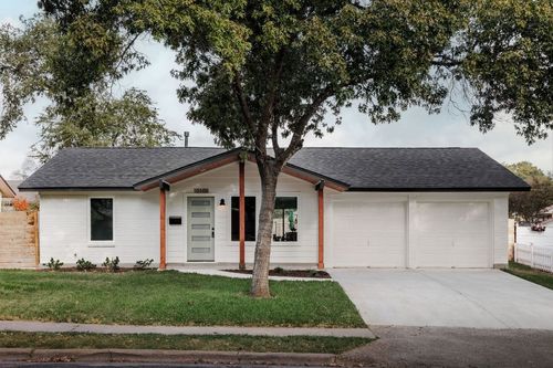 10100 Quail Hutch Dr, Austin, TX, 78758-5554 | Card Image