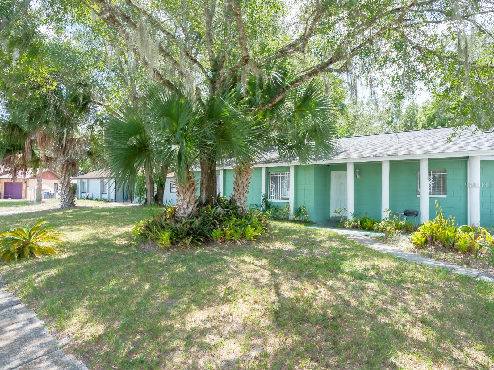 Rollins St, Sanford, FL 32771