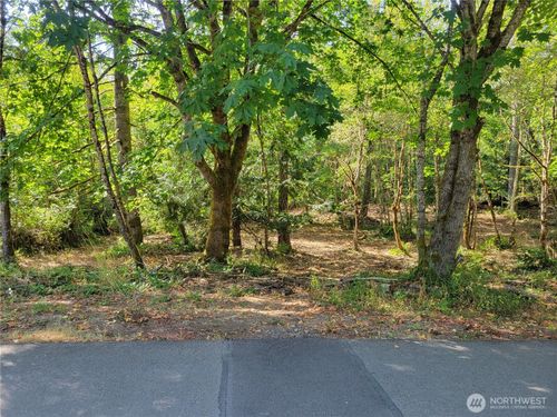 900 E Wilson Way, Grapeview, WA, 98546-9694 | Card Image