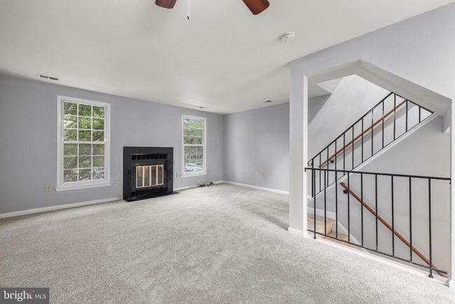 7923 Brighton Way, Townhouse with 3 bedrooms, 2 bathrooms and null parking in MANASSAS VA | Image 6