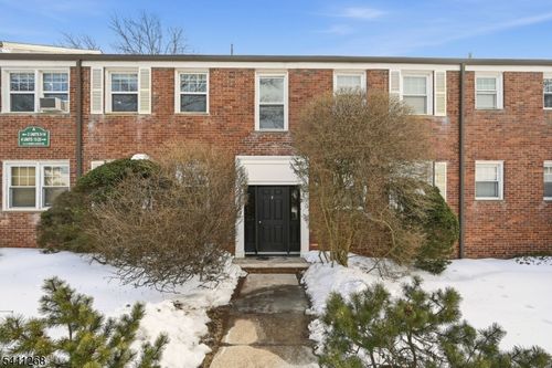 18-349 Bloomfield Ave, Verona, NJ, 07044-2461 | Card Image