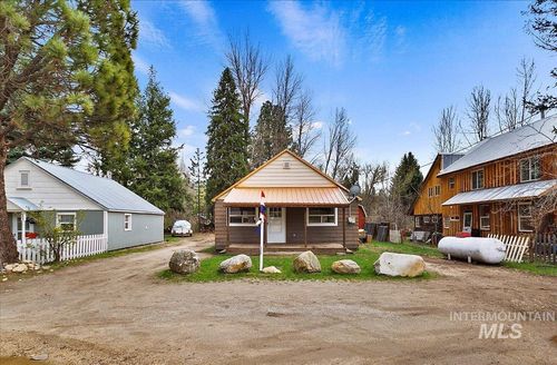 207 W Commercial St, Idaho City, ID, 83631-1200 | Card Image