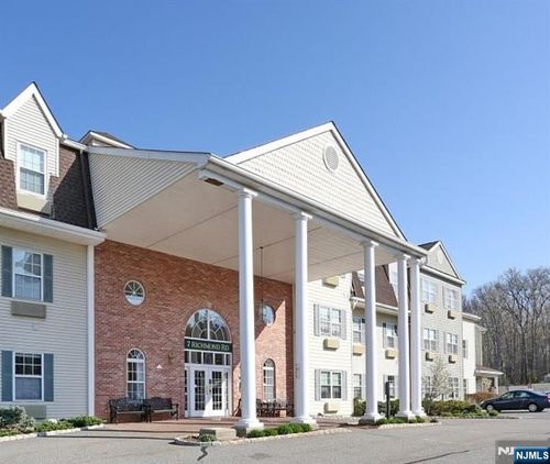 7206 Richmond Rd, West Milford, NJ, 07480-5125 | Card Image