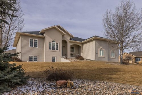 6815 Medinah Ct, Rapid City, SD, 57702-9529 | Card Image