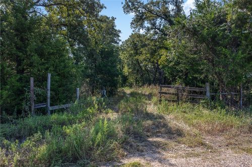 288 County Road 303b, Rockdale, TX, 76567-6059 | Card Image