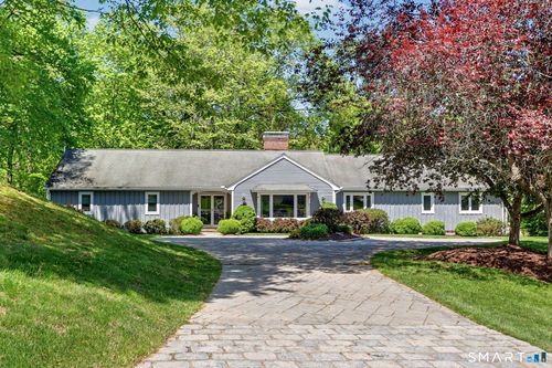 255 Tanglewood Cir, Milford, CT, 06461-1667 | Card Image
