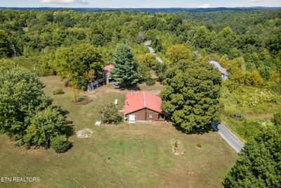 2665 Seven Knobs Rd, House other with 2 bedrooms, 1 bathrooms and null parking in Gainesboro TN | Image 2