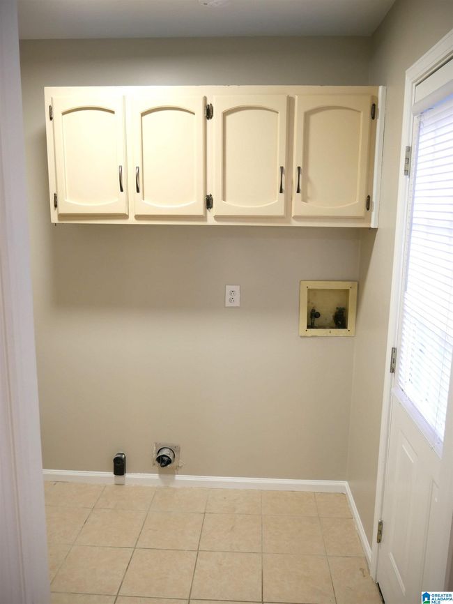 908 Birch St, House other with 3 bedrooms, 2 bathrooms and null parking in MOODY AL | Image 16