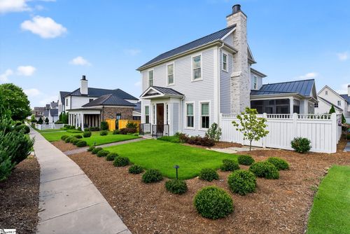 3 Gambrell Dr, Greenville, SC, 29615-5976 | Card Image