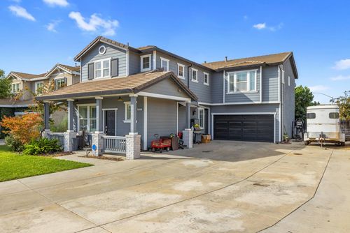 5323 St Elmo Court, Riverbank, CA, 95367 | Card Image