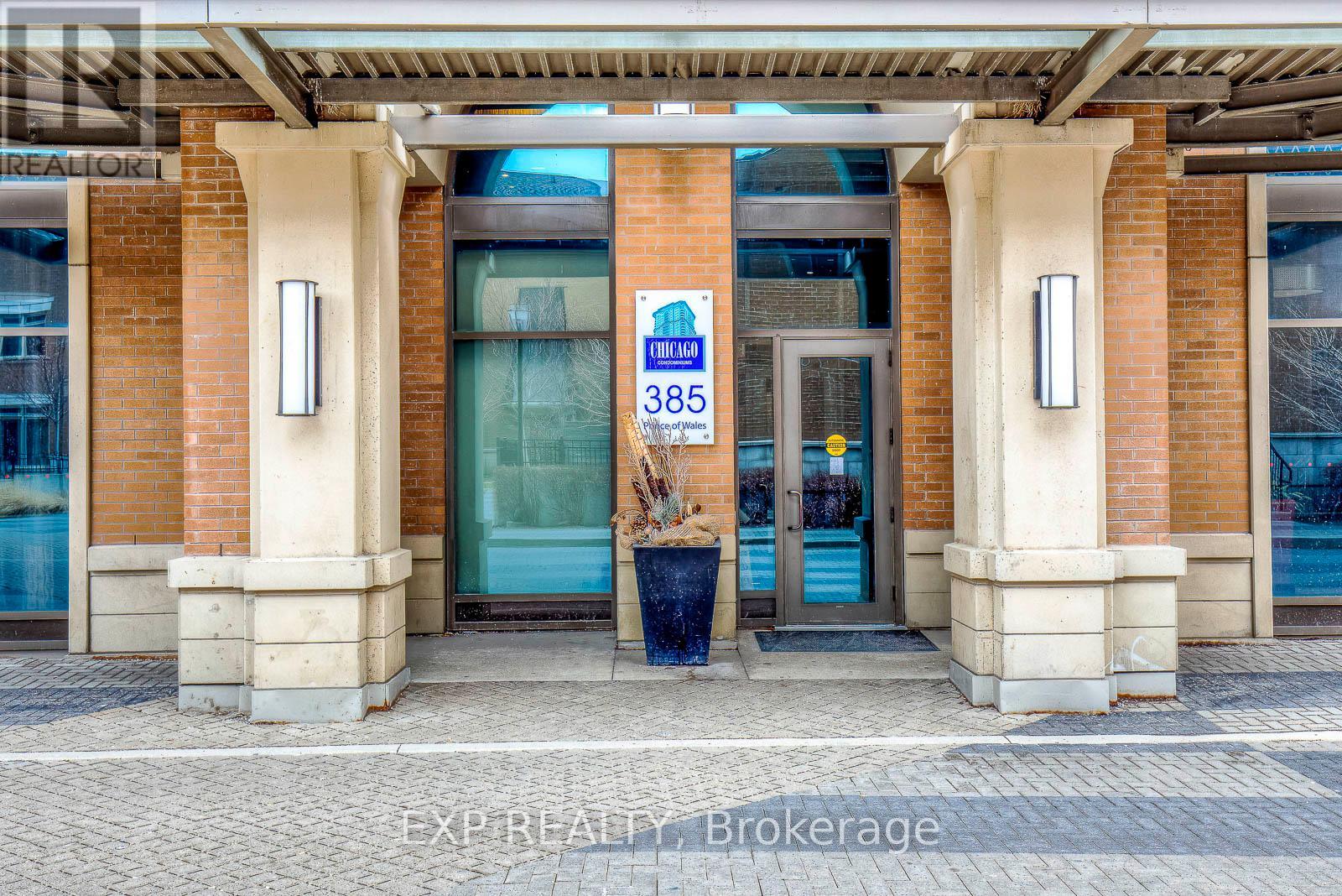 Residential in Mississauga (City Centre) 4