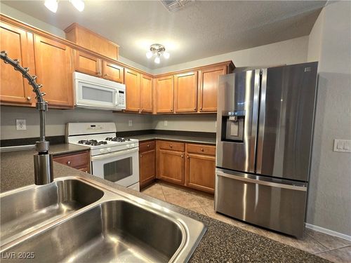 unit-103-4675 Basilicata Ln, North Las Vegas, NV, 89084-2133 | Card Image