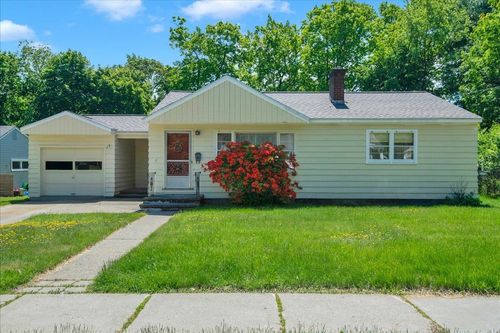 27 Brierwood Ln, Burlington, VT, 05408-2605 | Card Image