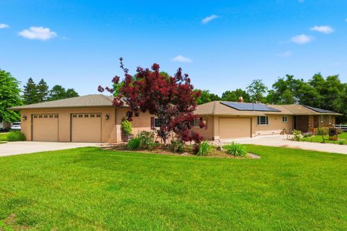6049 Wood Ln, Linda, CA, 95901-9755 | Card Image