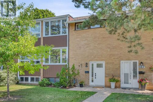 10-119 Southill Drive, Toronto (Banbury-Don Mills), ON, M3C2H9 | Card Image
