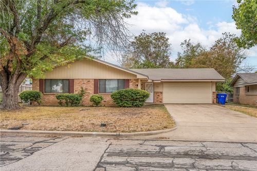 704 Dickens Drive, Waco, TX, 76710 | Card Image