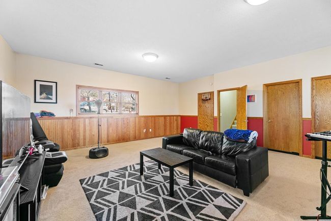Lower level - family room | Image 22