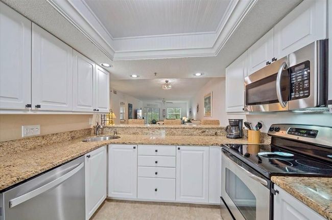 1223 - 1223 Siesta Bayside Dr, Condo with 1 bedrooms, 1 bathrooms and null parking in SARASOTA FL | Image 5