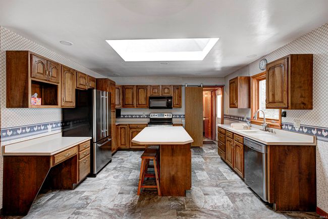 30888 Us Highway 20, House other with 3 bedrooms, 2 bathrooms and null parking in New Carlisle IN | Image 6