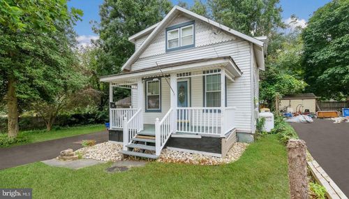 1243 Clayton Ave, FEASTERVILLE TREVOSE, PA, 19053-3606 | Card Image