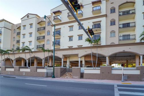 apt-311-5271 Sw 8th St, Coral Gables, FL, 33134-2382 | Card Image
