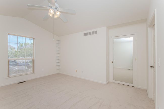128 Commons Cir, Condo with 2 bedrooms, 2 bathrooms and null parking in Saline MI | Image 23