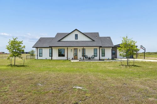 9224 County Road 592, Nevada, TX, 75173-7082 | Card Image