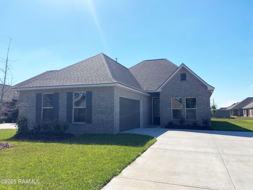 105 Croydon Ave, Youngsville, LA, 70592-7008 | Card Image