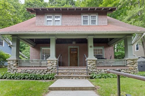 20 Saint Elmo Rd, Worcester, MA, 01602-2602 | Card Image