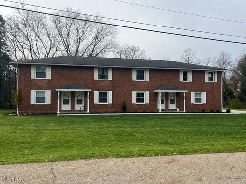 8653 Rosewood Ave Nw, North Canton, OH, 44720-4767 | Card Image