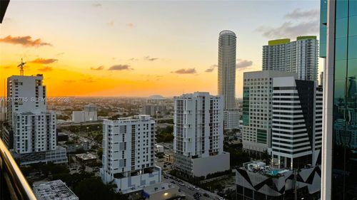 2215-999 Sw 1st Ave, Miami, FL, 33130-3486 | Card Image