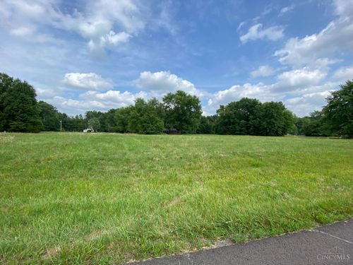 744 Odenwald Dr, Fayetteville, OH, 45118 | Card Image