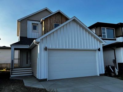 443 Miners Chase W, House detached with 3 bedrooms, 2 bathrooms and 4 parking in Lethbridge AB | Image 1