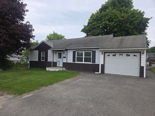 66 Poplar St, Millinocket, ME, 04462-1230 | Card Image