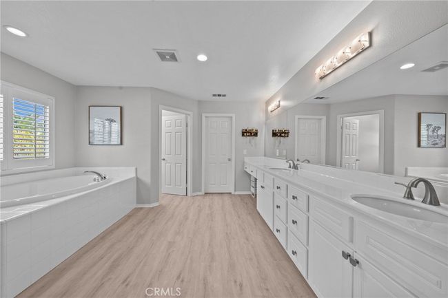 11199 Evergreen Loop, House other with 4 bedrooms, 4 bathrooms and 2 parking in Corona CA | Image 27