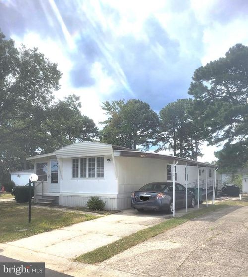 19 Susan Dr, Barnegat, NJ, 08005-1907 | Card Image