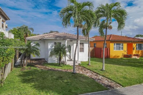 1635 Hollywood Blvd, Hollywood, FL, 33020-6809 | Card Image