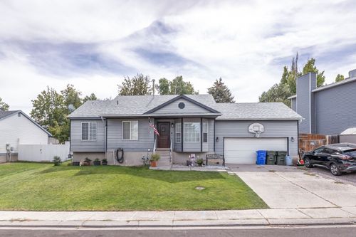 2043 Sierra Dr, Elko, NV, 89801-4504 | Card Image