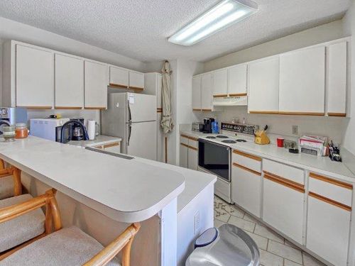 62 Springdale Cir, Palm Springs, FL, 33461-6324 | Card Image