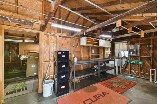 Detached Building | Image 38