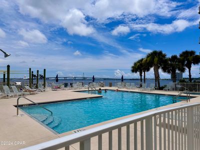 1002 - 6500 Bridge Water Way, Condo with 2 bedrooms, 2 bathrooms and null parking in Panama City Beach FL | Image 3