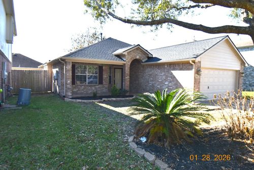 338 Brightfield Ln, Dickinson, TX, 77539-4179 | Card Image