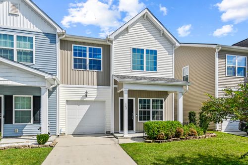143 Kirkland St, Goose Creek, SC, 29445-3651 | Card Image