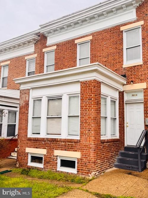 3213 The Alameda, BALTIMORE, MD, 21218-3643 | Card Image