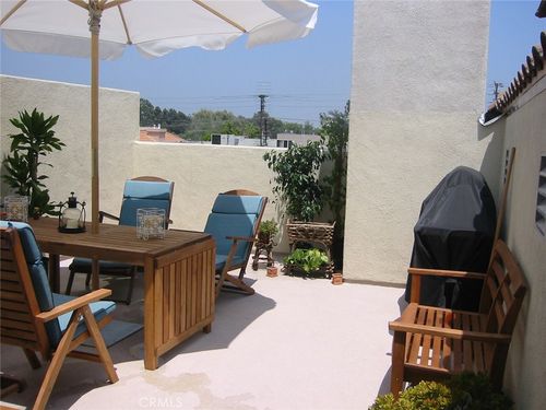 unit-1-10623 Moorpark St, Toluca Lake, CA, 91602-3613 | Card Image