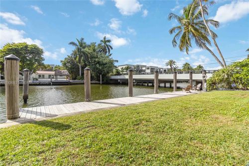 900 Belle Meade Island Dr, Miami, FL, 33138-5250 | Card Image